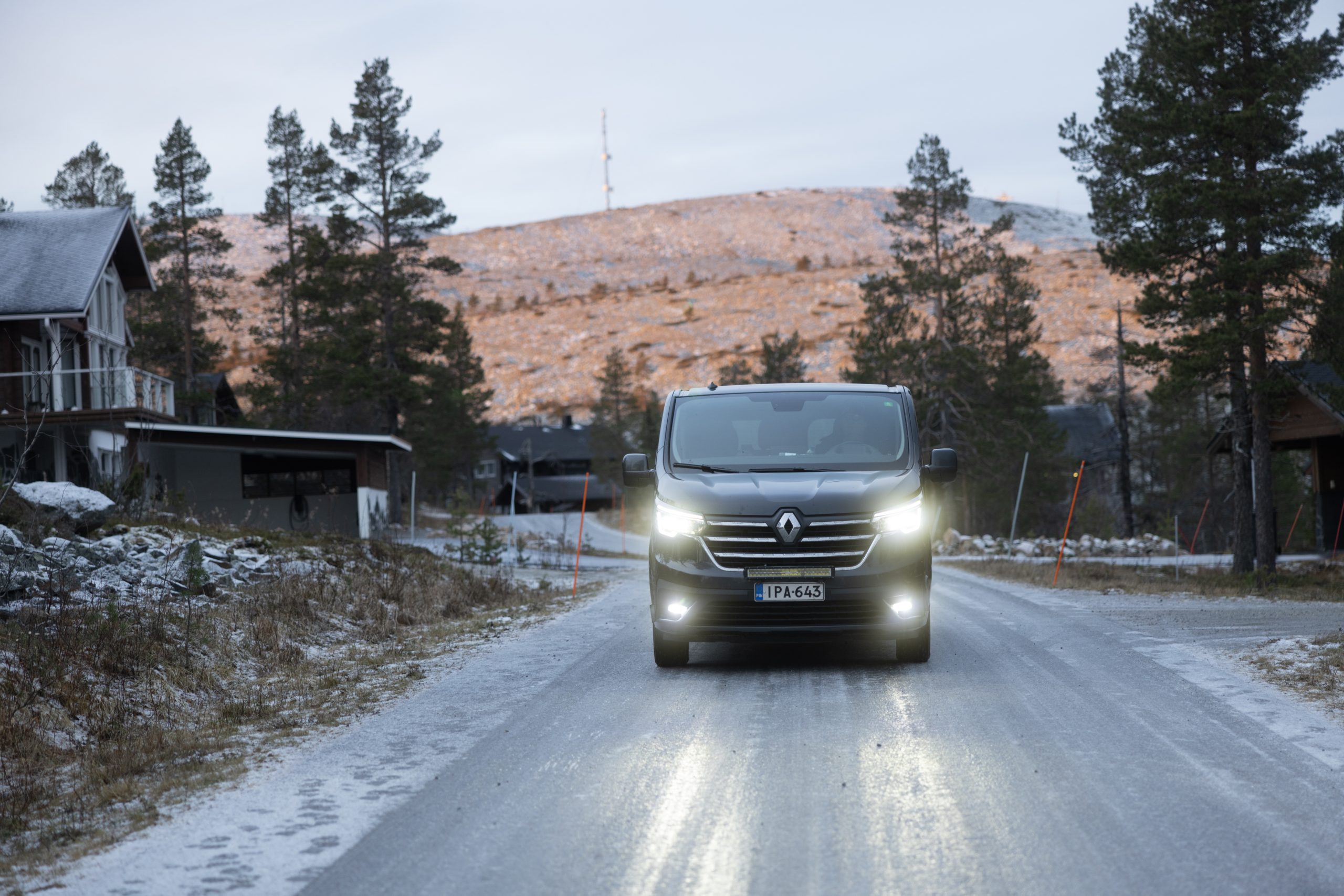 961A0443_Joonas_Linkola_141124